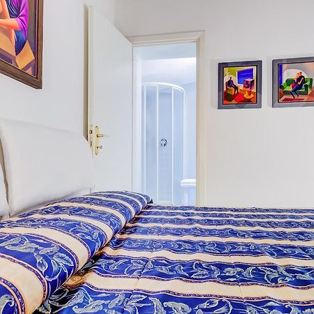 Hotel Hesperia Velence Kültér fotó